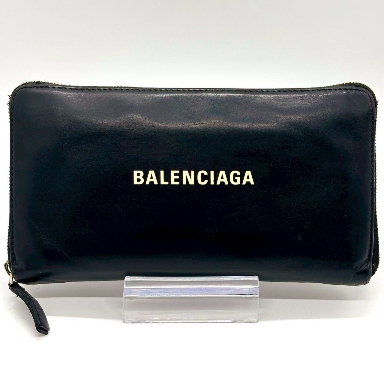 無骨な黒が魅せる日常】 BALENCIAGA バレンシアガ 長財布 ラウンド