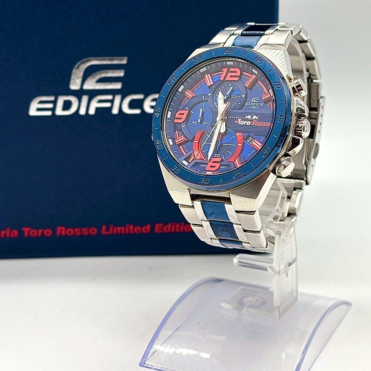 疾走感を纏う一本】 CASIO EDIFICE 腕時計 Toro Rosso Limited Edition