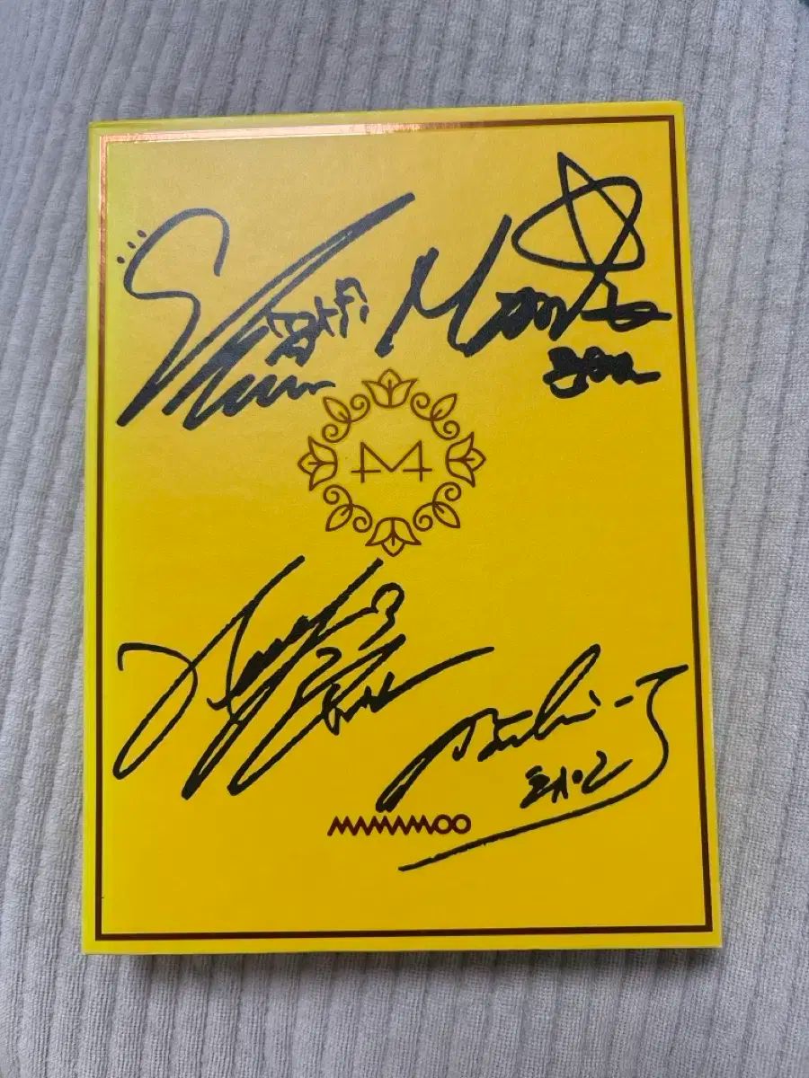 MAMAMOO(ママム) 非売品 サイン入り アルバム ミニ6集 星が輝く夜