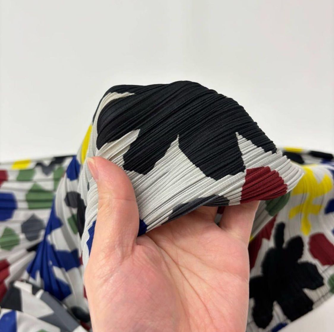 PLEATS PLEASE ISSEY MIYAKE プリーツプリーズ イッセイミヤケ 大小
