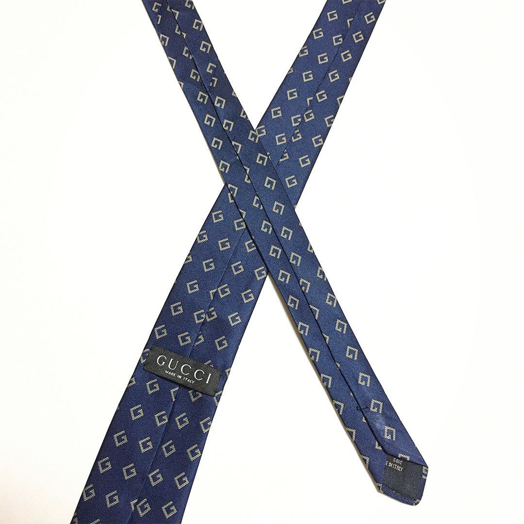 未使用級 グッチ GUCCI ネクタイ シルク100% ネイビー Gロゴ 2511-224