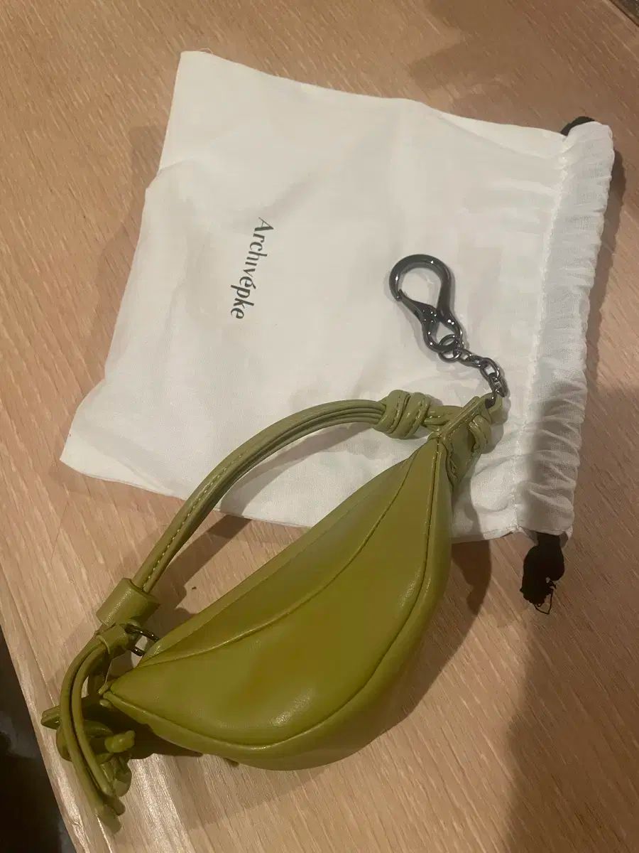 ブルーアーカイブ ブルアカアーカイブエプク リングバッグ キーホルダー オリーブ