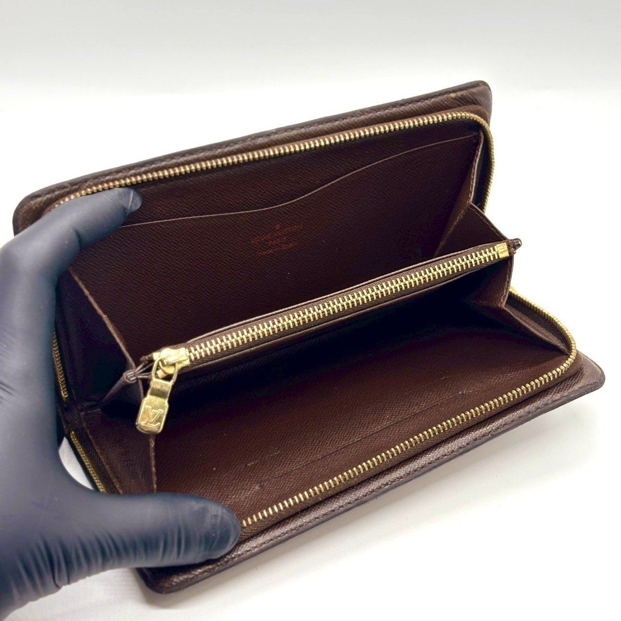 端正に整う名作】 LOUIS VUITTON ルイヴィトン ダミエ 長財布 ポルト