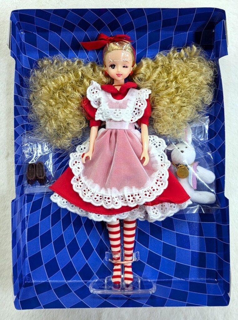 タカラ ジェニーメルヘンコレクション 不思議の国のジェニー - メルカリ