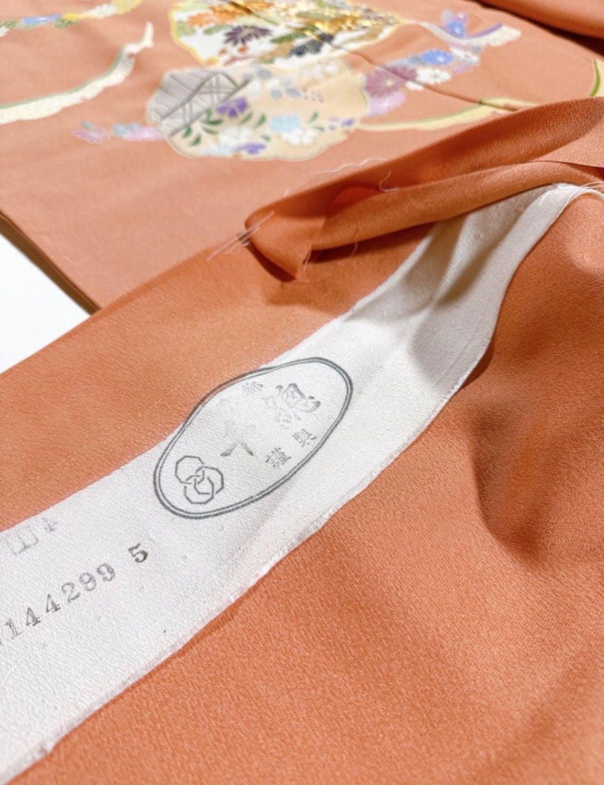 千總　誰が袖好み　振袖　仮絵羽　正絹 千總 誰が袖好み 振袖 仮絵羽 正絹 - メルカリ