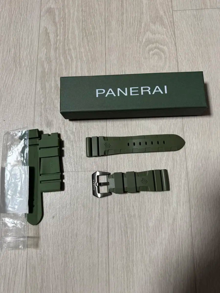 PANERAI パネライ ラバーストラップ 26 22