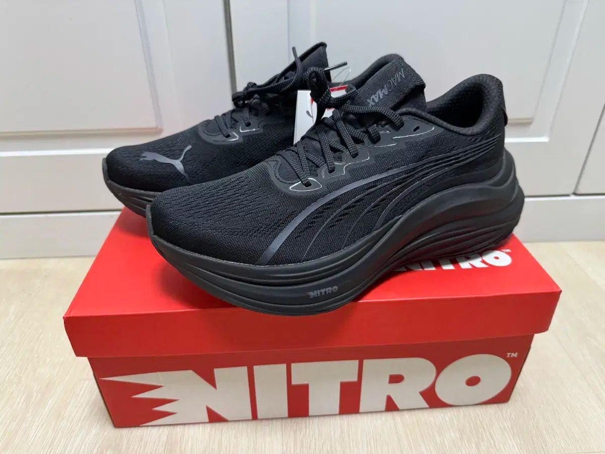 プーマ マックマックス ニトロ オールブラック 280 ランニングシューズ