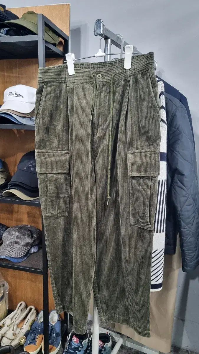 コ*ん様 尺八 二本継ぎ地無し 有聲1.8（D） 1尺8寸 5孔 REIZAN 最新