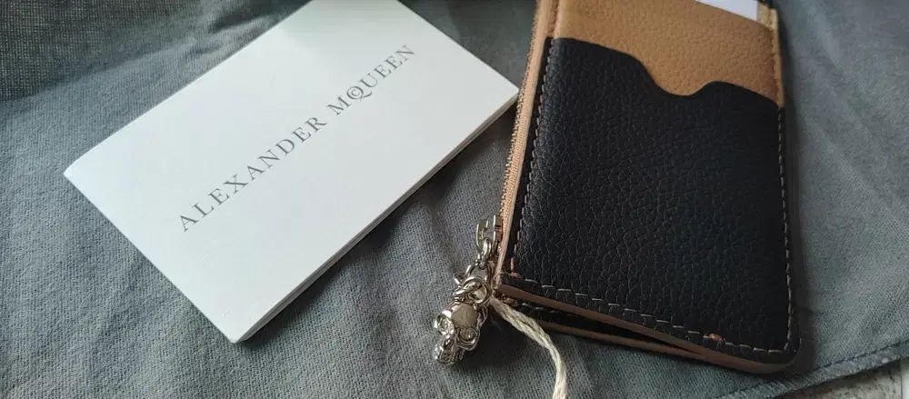 マックイーン カードウォレット