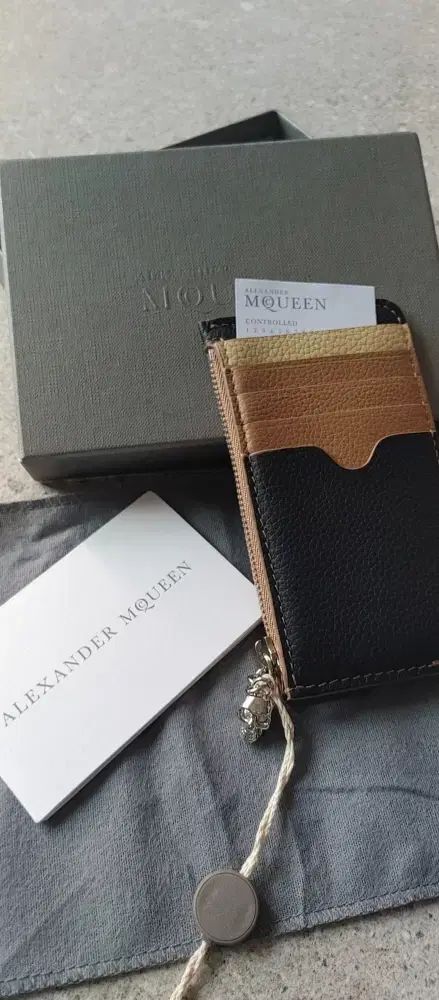 アレキサンダー マックイーン カードウォレット