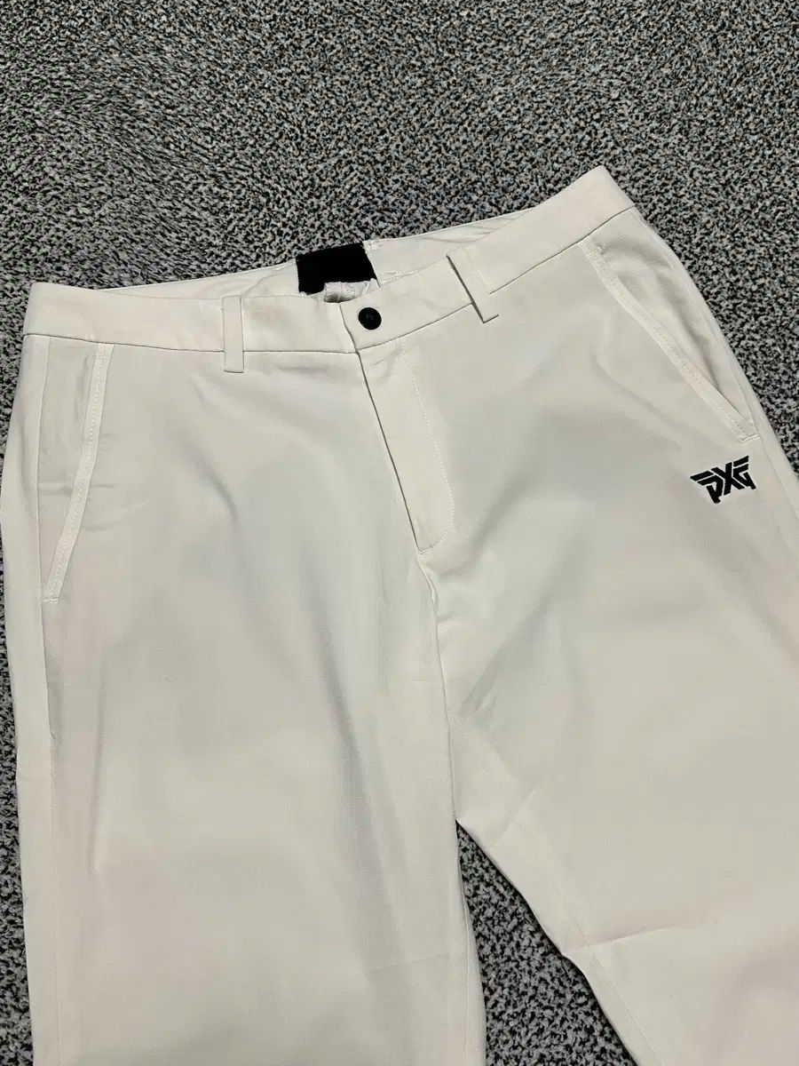 PXG 正規品 / メンズ 31-32 / ゴルフ SWING 白 ズボン - メルカリ