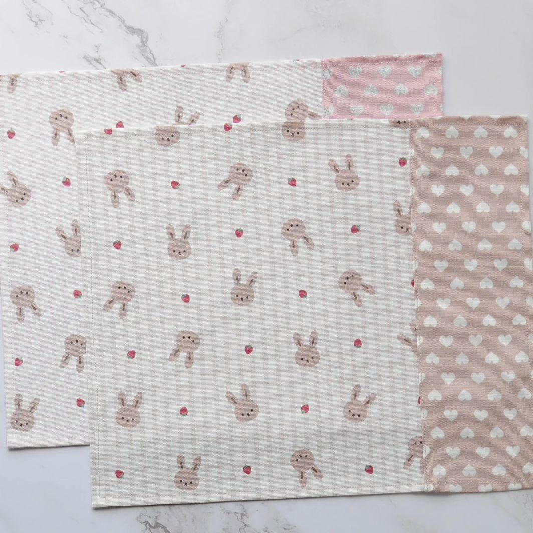 うさぎ柄♡幼稚園·保育園 ランチマット 2枚セット - メルカリ