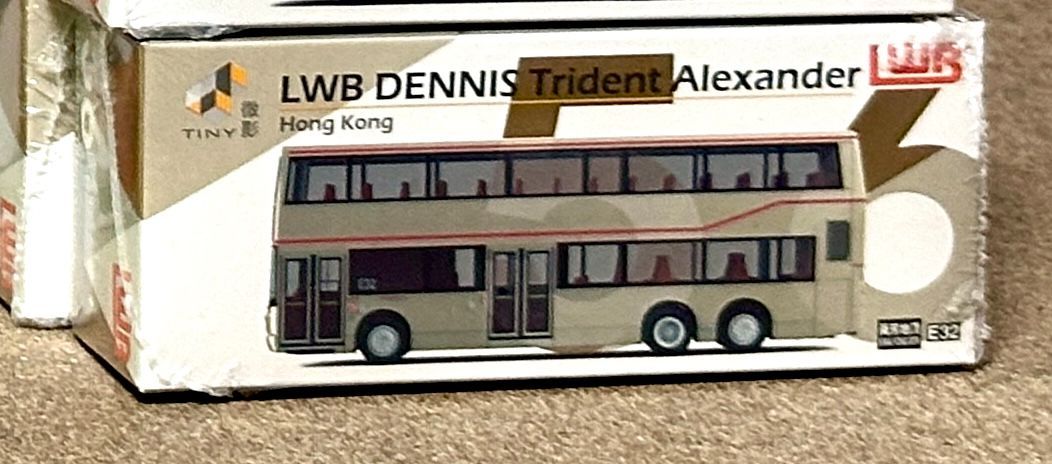 Tiny 香港微影 ミニカー 香港バス KMB2022103 LWB Dennis Trident