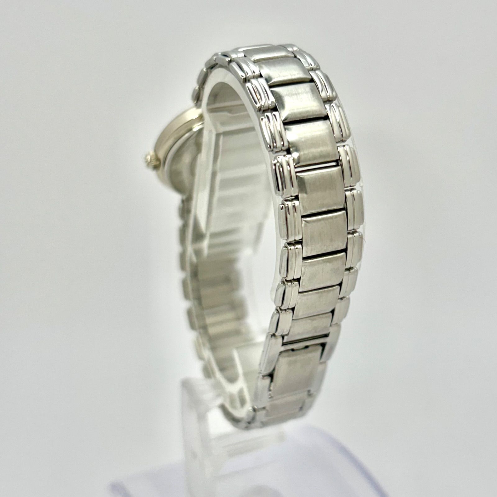 【新品電池】BURBERRY バーバリー レディース 腕時計 シルバー ローマン 外観美品/新品電池】BURBERRY バーバリー 11500L レディース 腕時計