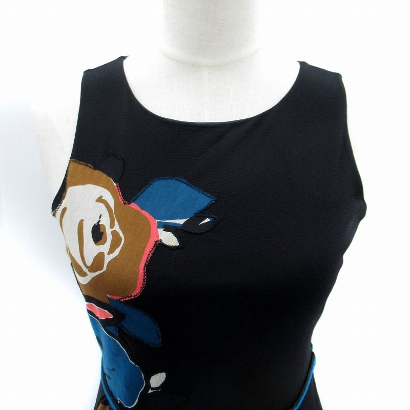 ヴィヴィアンタム VIVIENNE TAM ワンピース ひざ丈 ノースリーブ 花柄