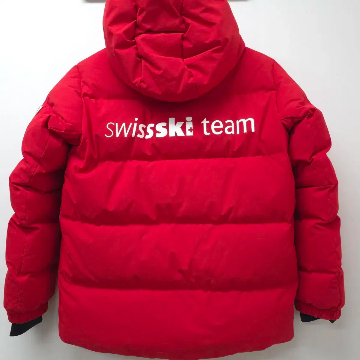 デサント スイス スキーチーム キッズ ダウン レッド 150 - メルカリ