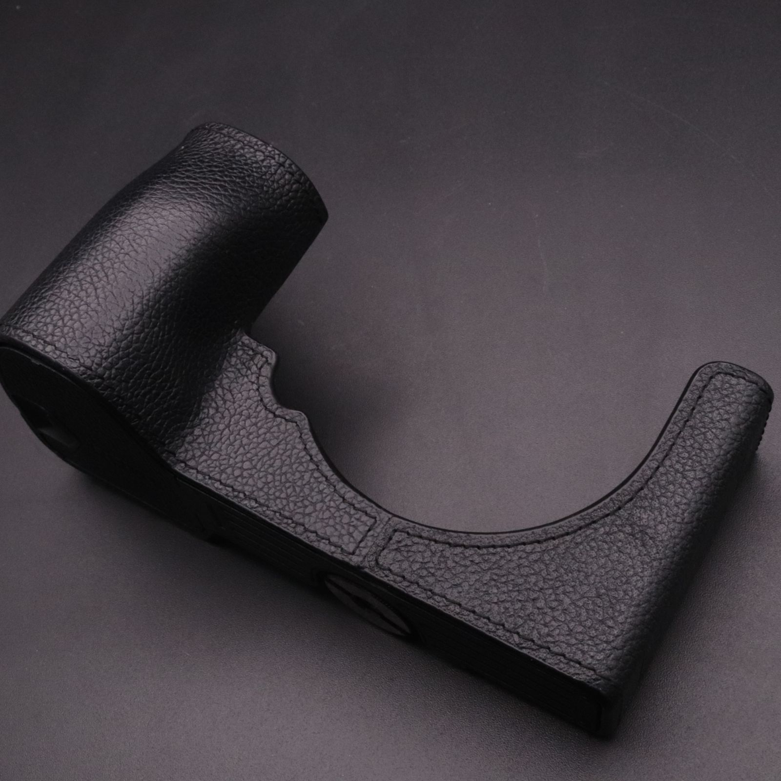 SONY α6500 + LCS-EBG 美品 美品】SONY(ソニー) α6500専用ボディケース LCS-EBG - メルカリ