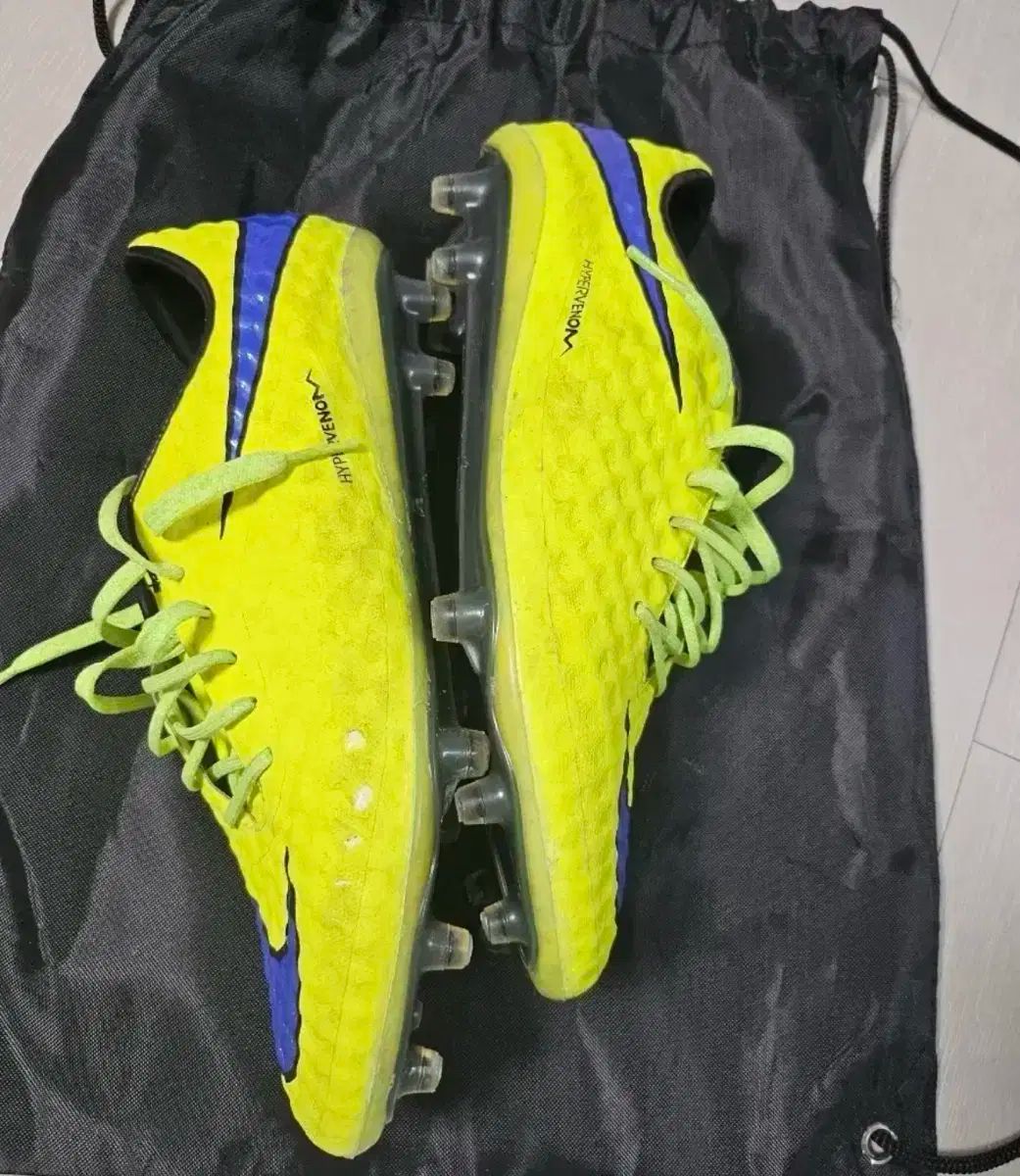 ナイキ ハイパーヴェノム 最高 サッカーシューズ 265 ハイパーヴェノム