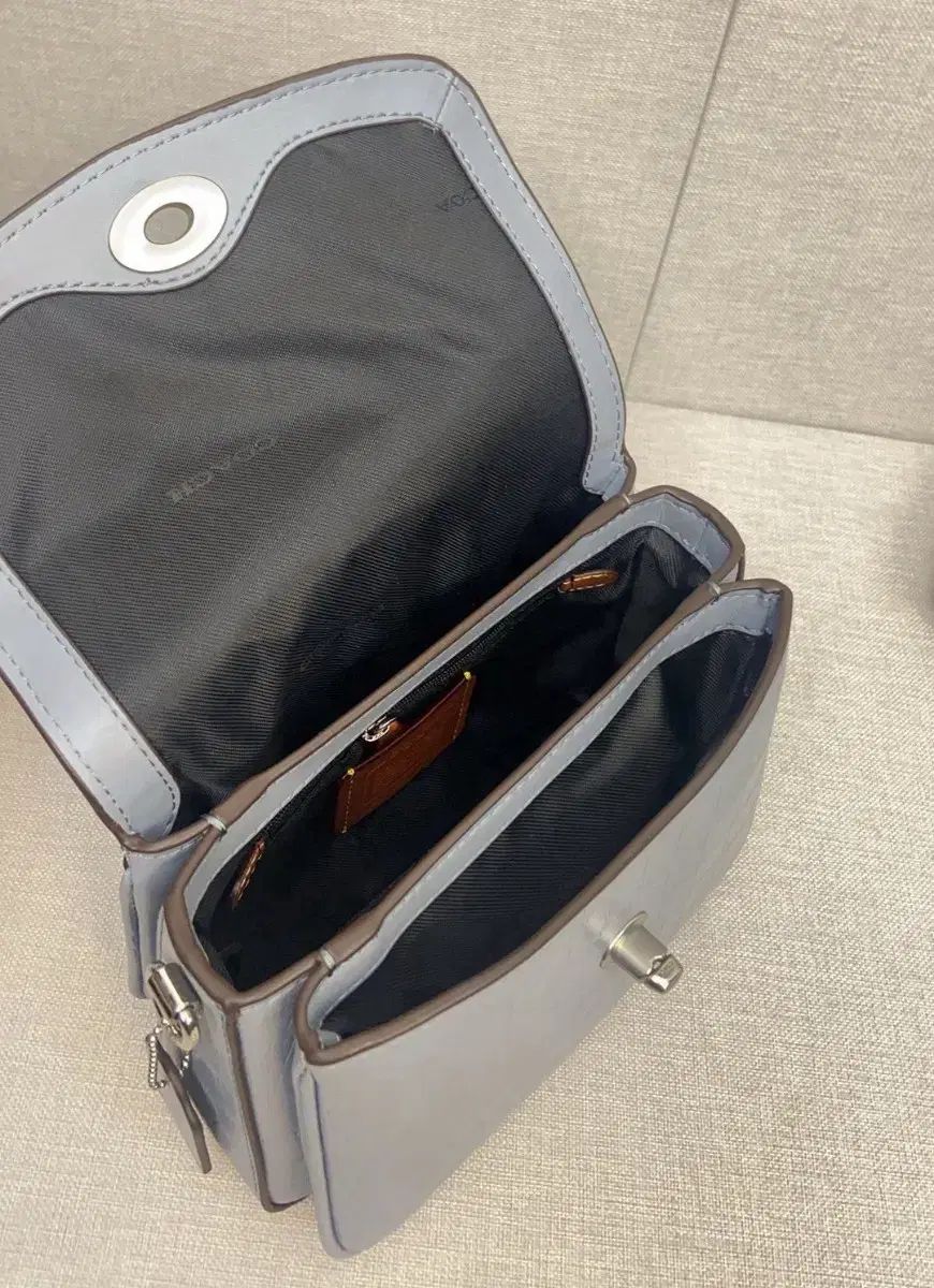 キャメル ブルー