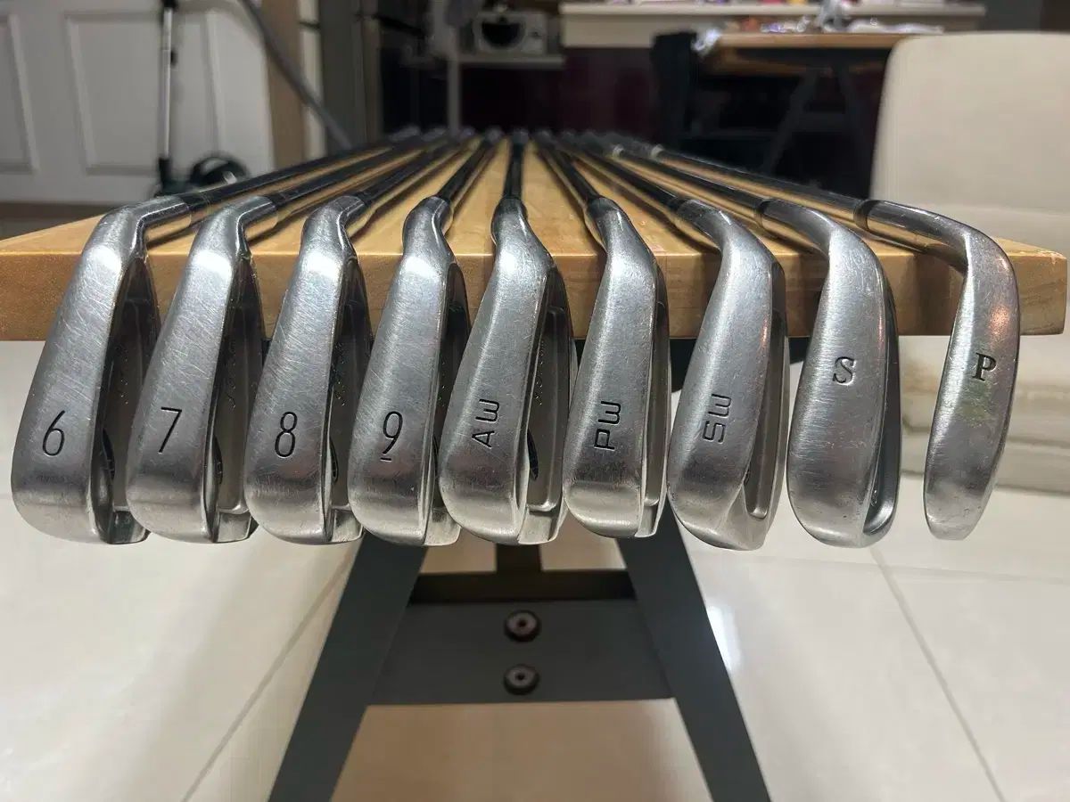 タイタン トルネード アイアン セット