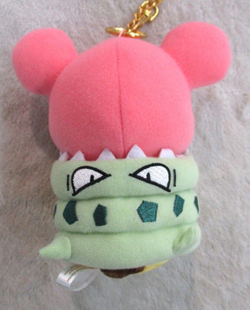 ポケモンセンター メガポンチョを着たピカチュウ/ぬいぐるみ