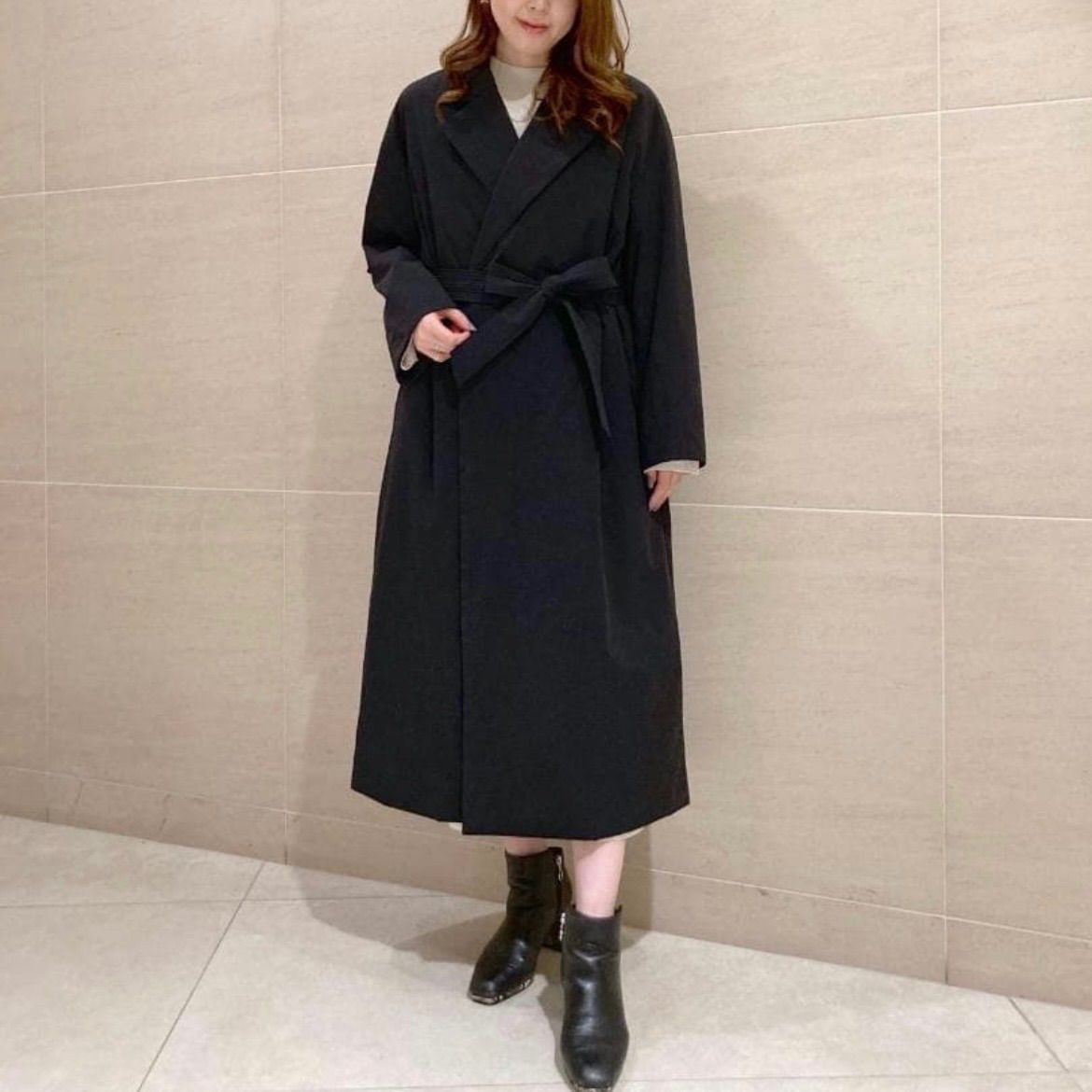 美品 セオリーリュクス 中綿 ガウンコート 滝沢眞規子さん着用 ラップ