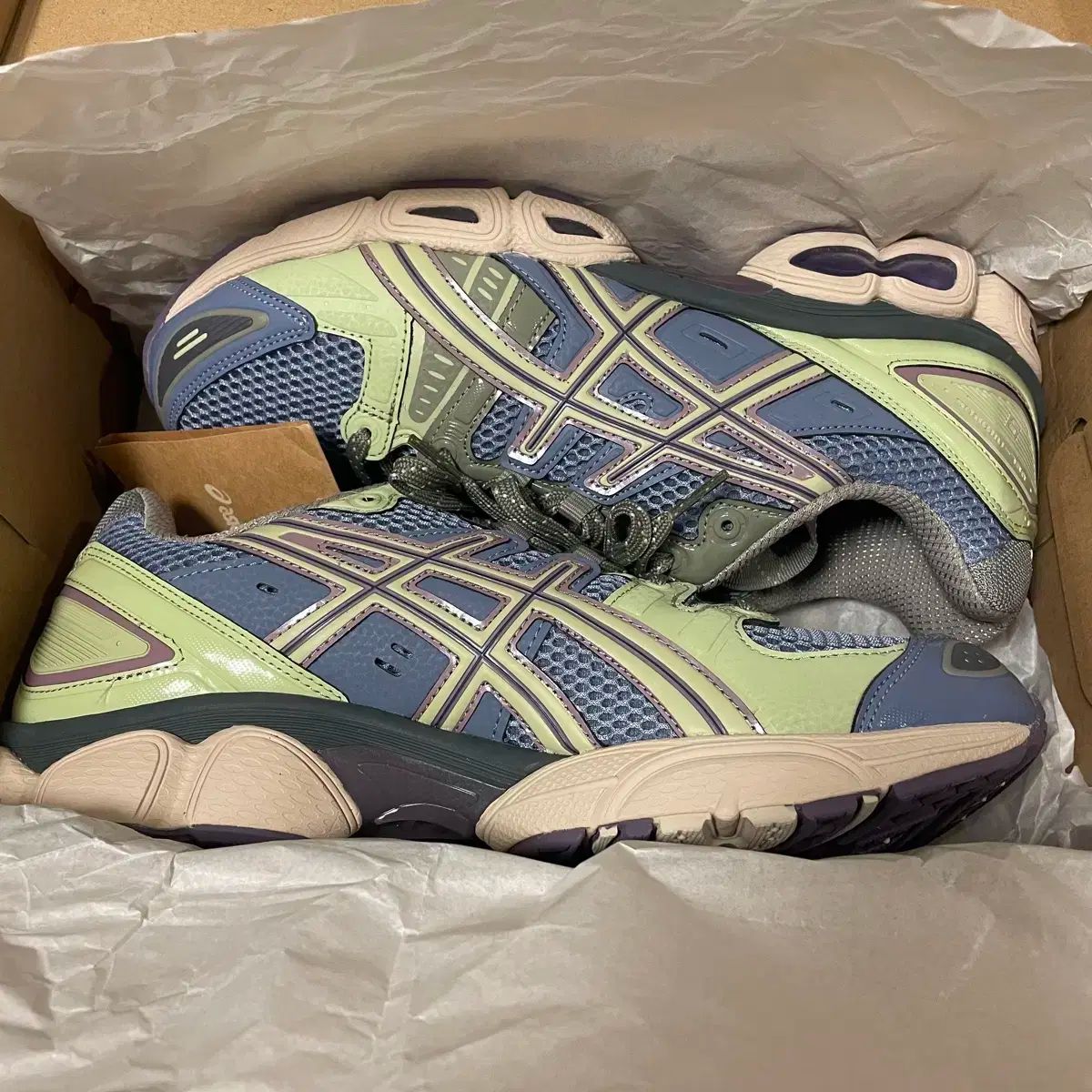 9 ランニングシューズ