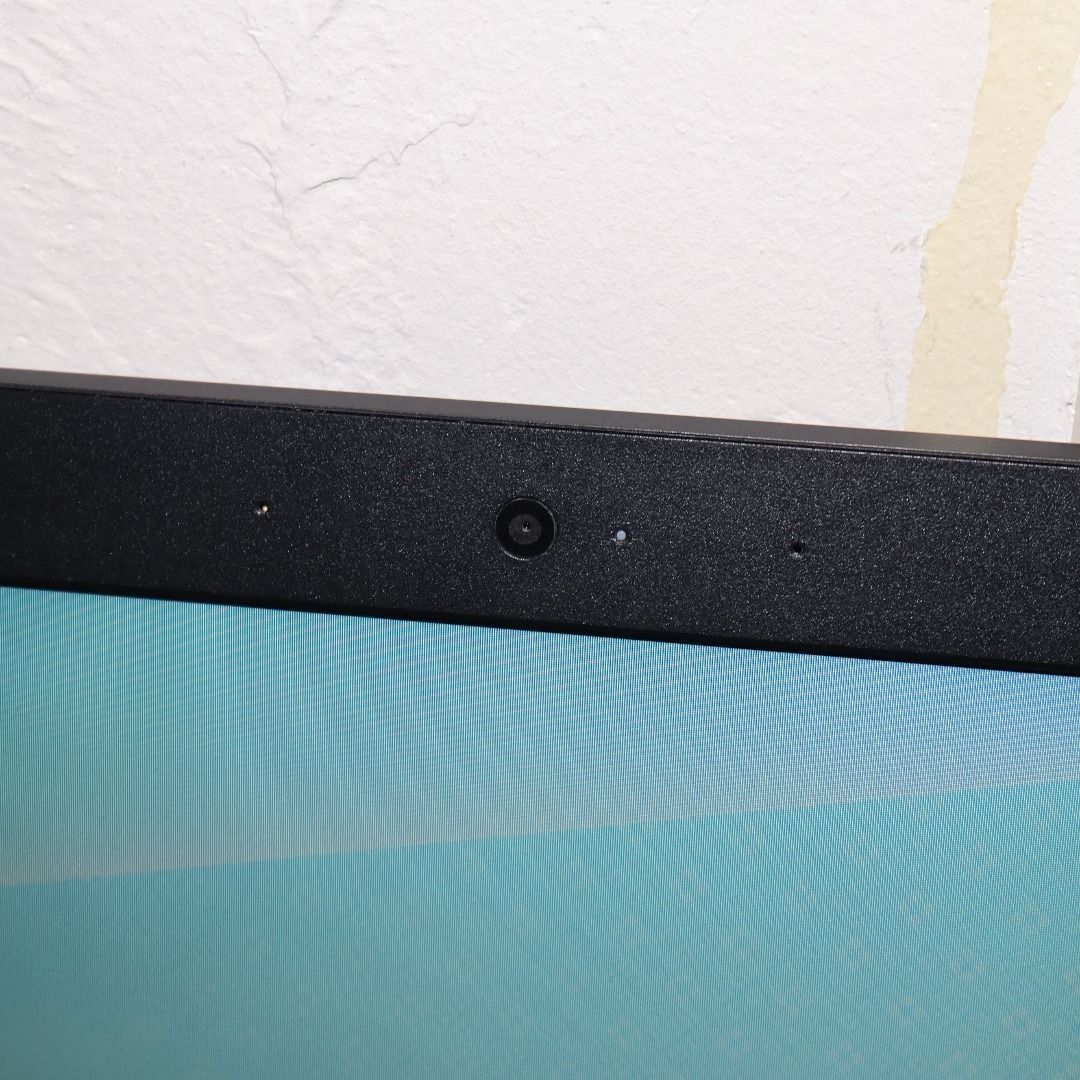 お手頃！Win11公式対応8世代CPU/メ8/高速SSD/無線/HDMI/カメラ - メルカリ