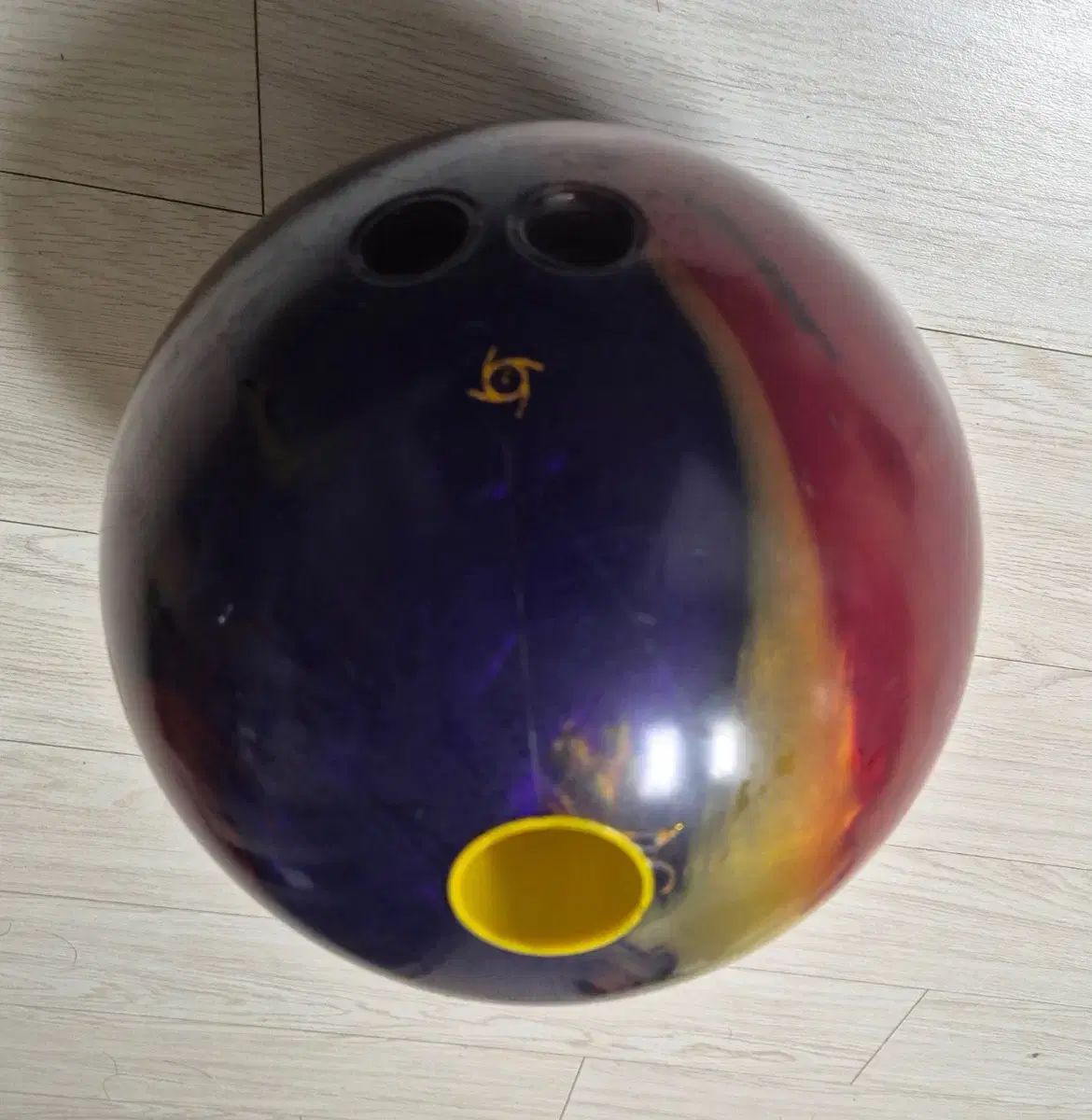 ストーム Ghost Lock 15パウンド ボーリング 新商品 STORM LOCK ON