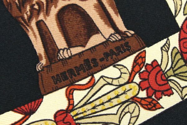 エルメス スカーフ カレ45 TORANA 塔門 中古 - メルカリ