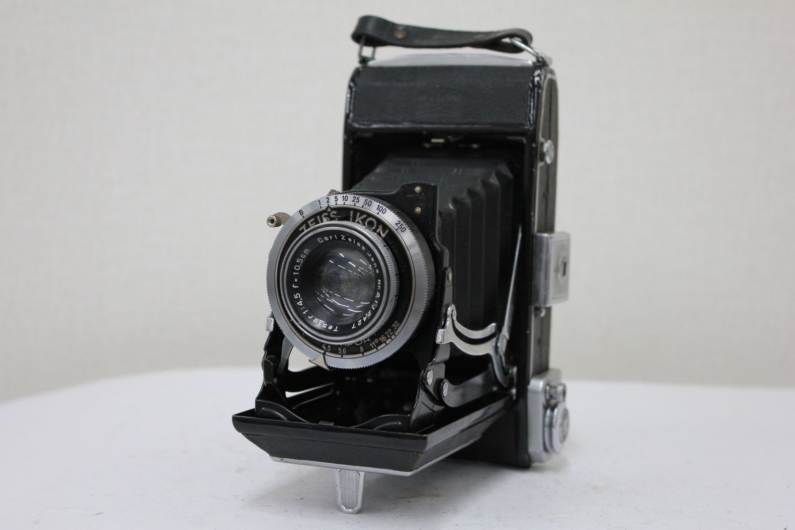 訳あり品】 ツァイスイコン Zeiss Ikon Ikonta 521/2 Tessar 10.5cm F4