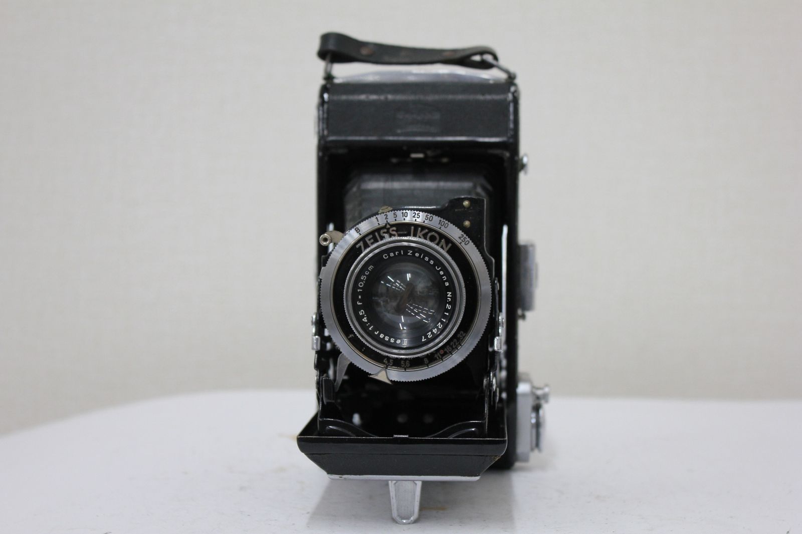 訳あり品】 ツァイスイコン Zeiss Ikon Ikonta 521/2 Tessar 10.5cm F4