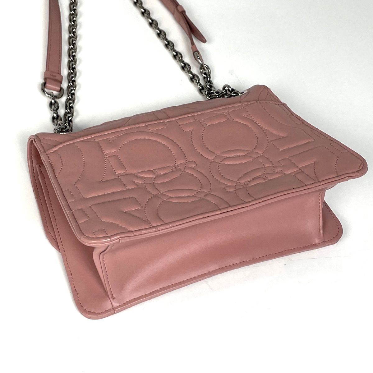 サルヴァトーレフェラガモ Salvatore Ferragamo ダブルガンチーニ