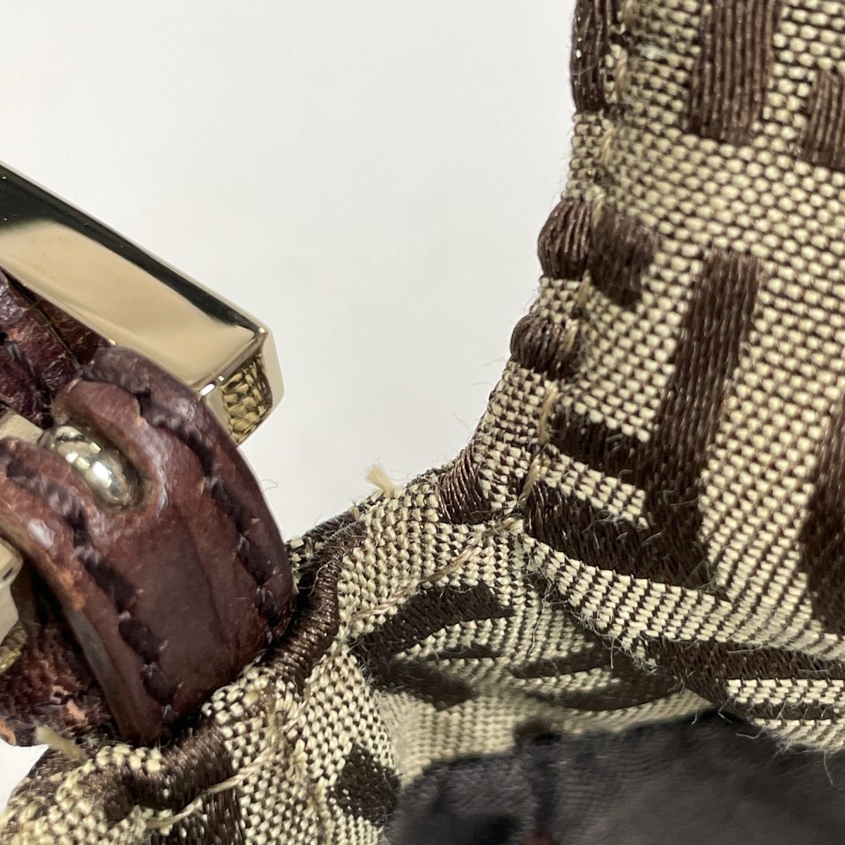 フェンディ FENDI ズッキーノ柄 ワンショルダーバッグ 肩掛け 手提げ