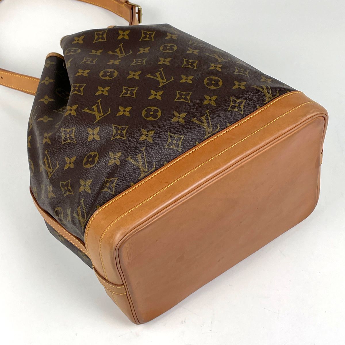 ルイ・ヴィトン Louis Vuitton ノエ ワンショルダー 肩掛け 巾着型