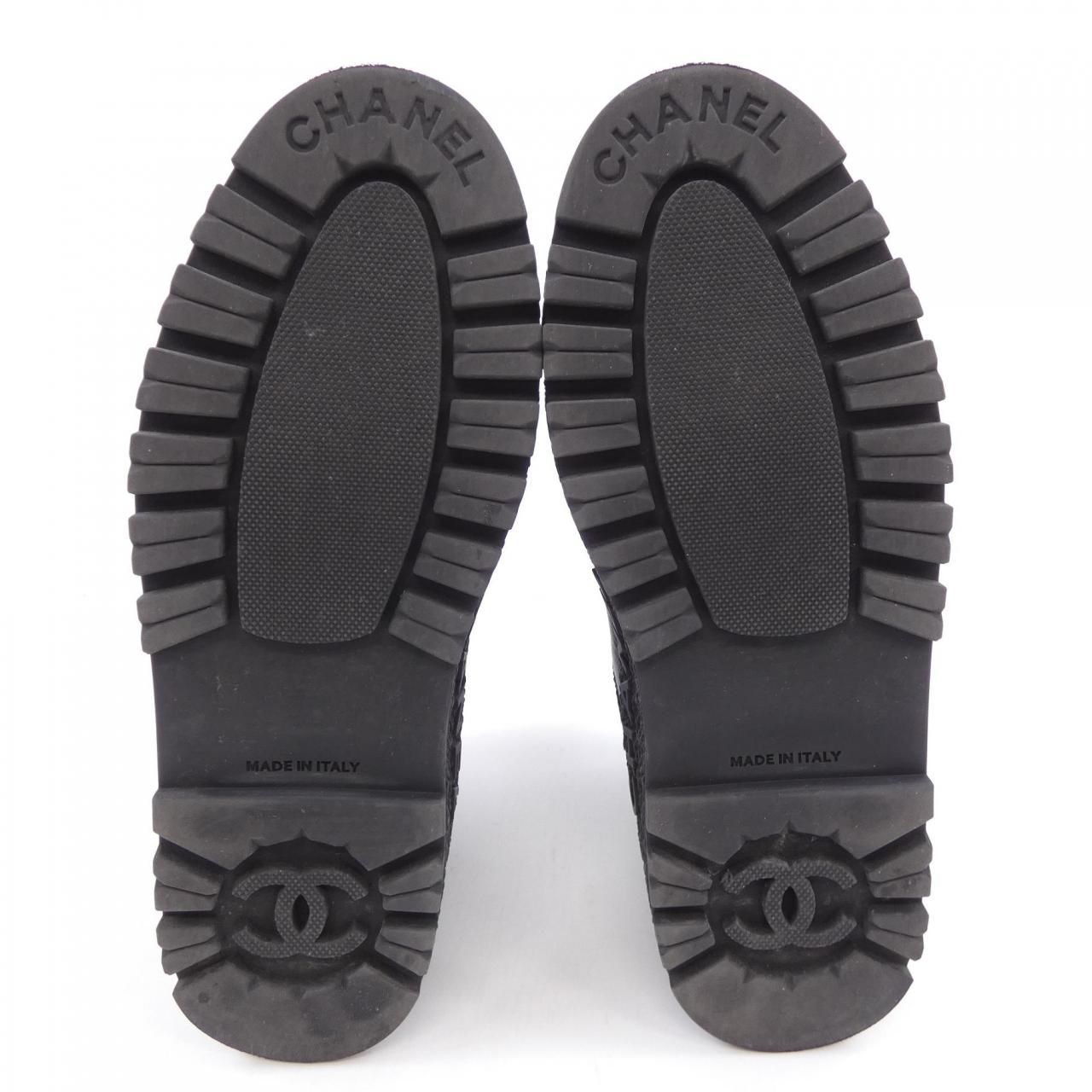 アンクルブーツ