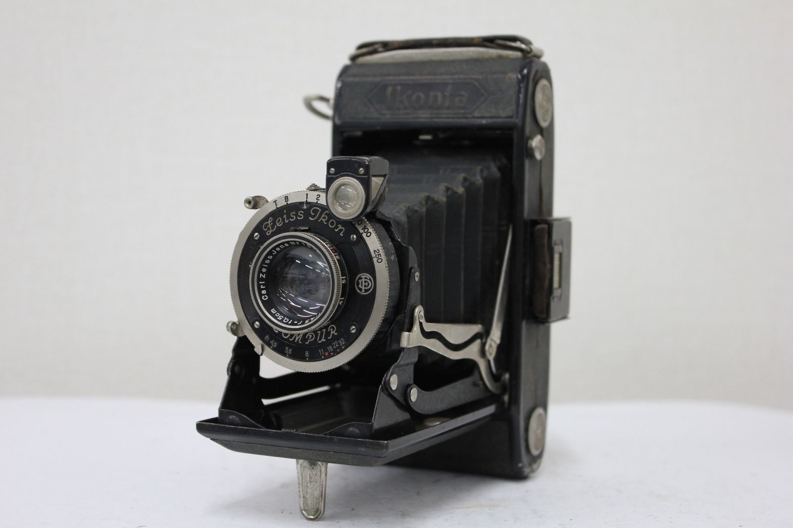 訳あり品】 ツァイスイコン Zeiss Ikon Ikonta 520/2 Tessar 10.5cm F4
