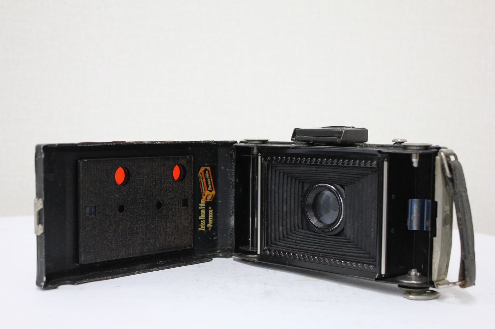 訳あり品】 ツァイスイコン Zeiss Ikon Ikonta 520/2 Tessar 10.5cm F4