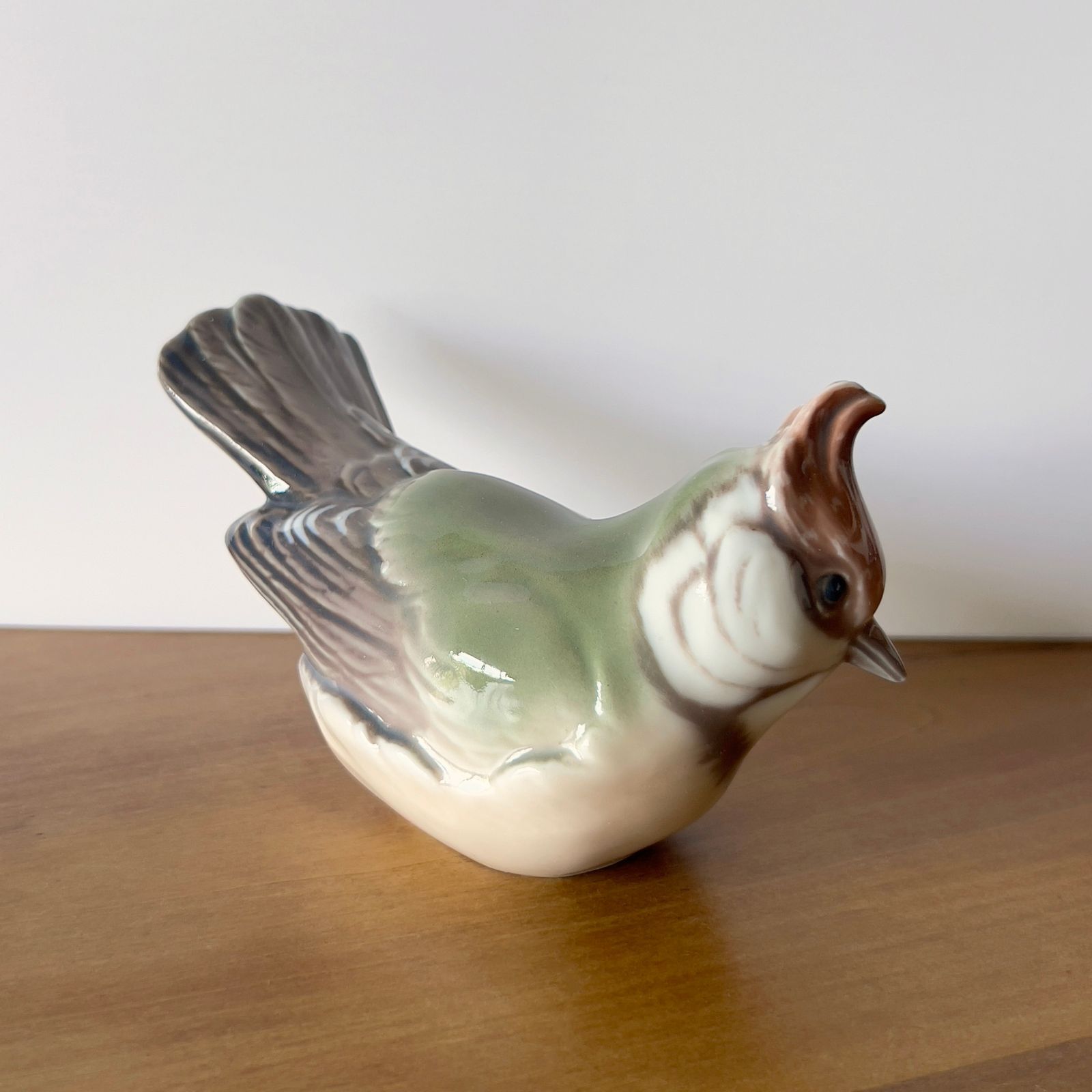 Dahl Jensen（ダール・イェンセン）フュギュリン 1050 カンムリガラ