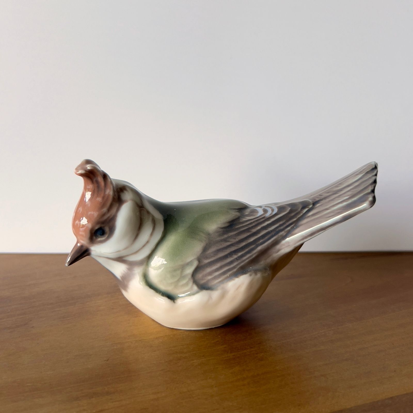 Dahl Jensen（ダール・イェンセン）フュギュリン 1050 カンムリガラ