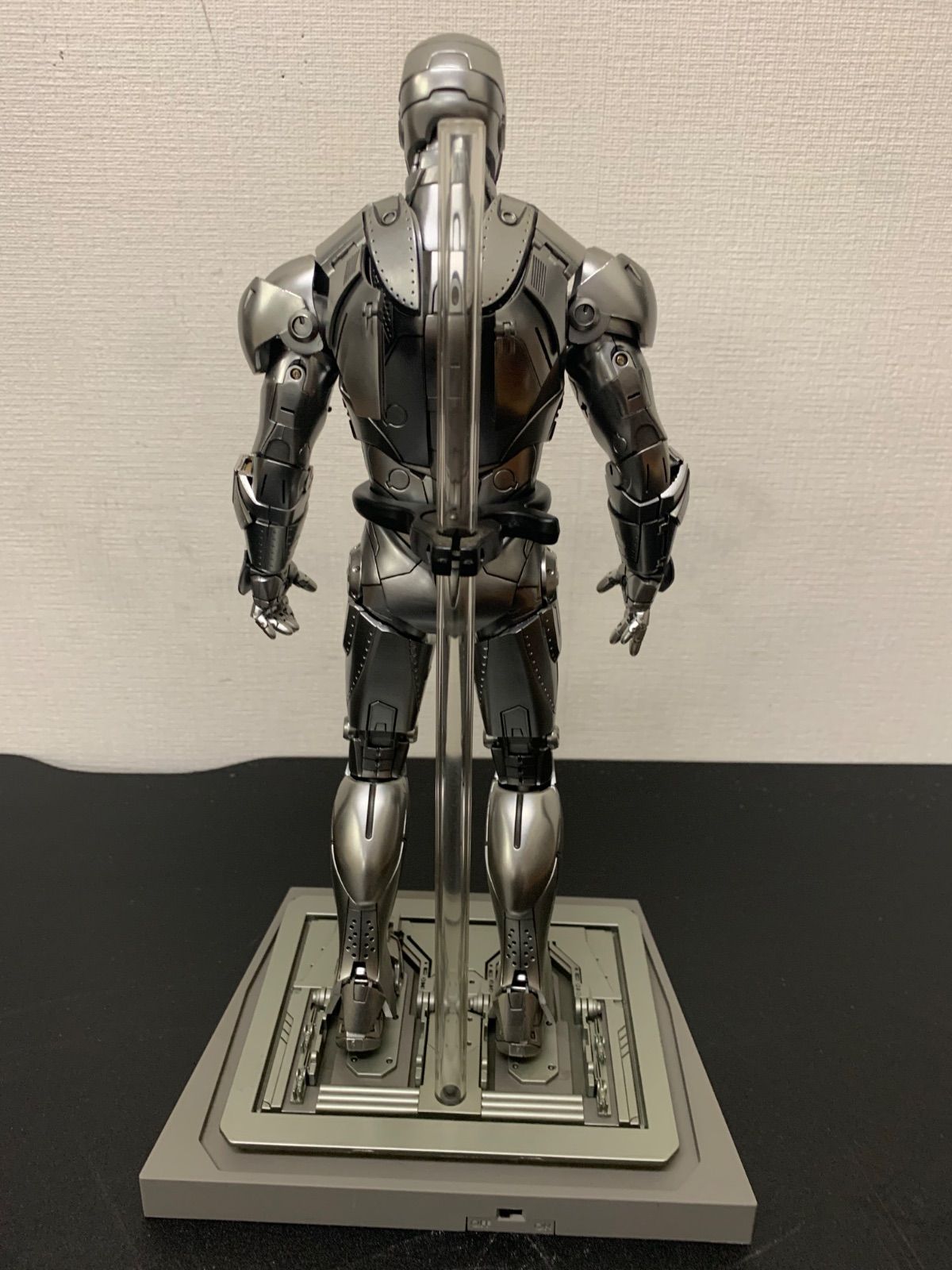 Hot Toys ホットトイズ アイアンマン Mark II 1/6スケール フィギュア 