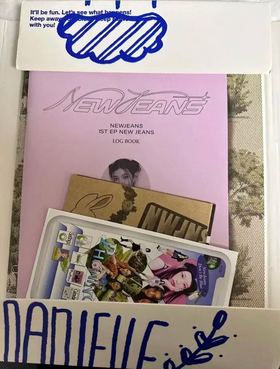 newjeans bluebook ダニエル ハニ ミンジ NewJeans（ニュージーンズ・ニュジ） NJZ グッズ まとめ 開封済み