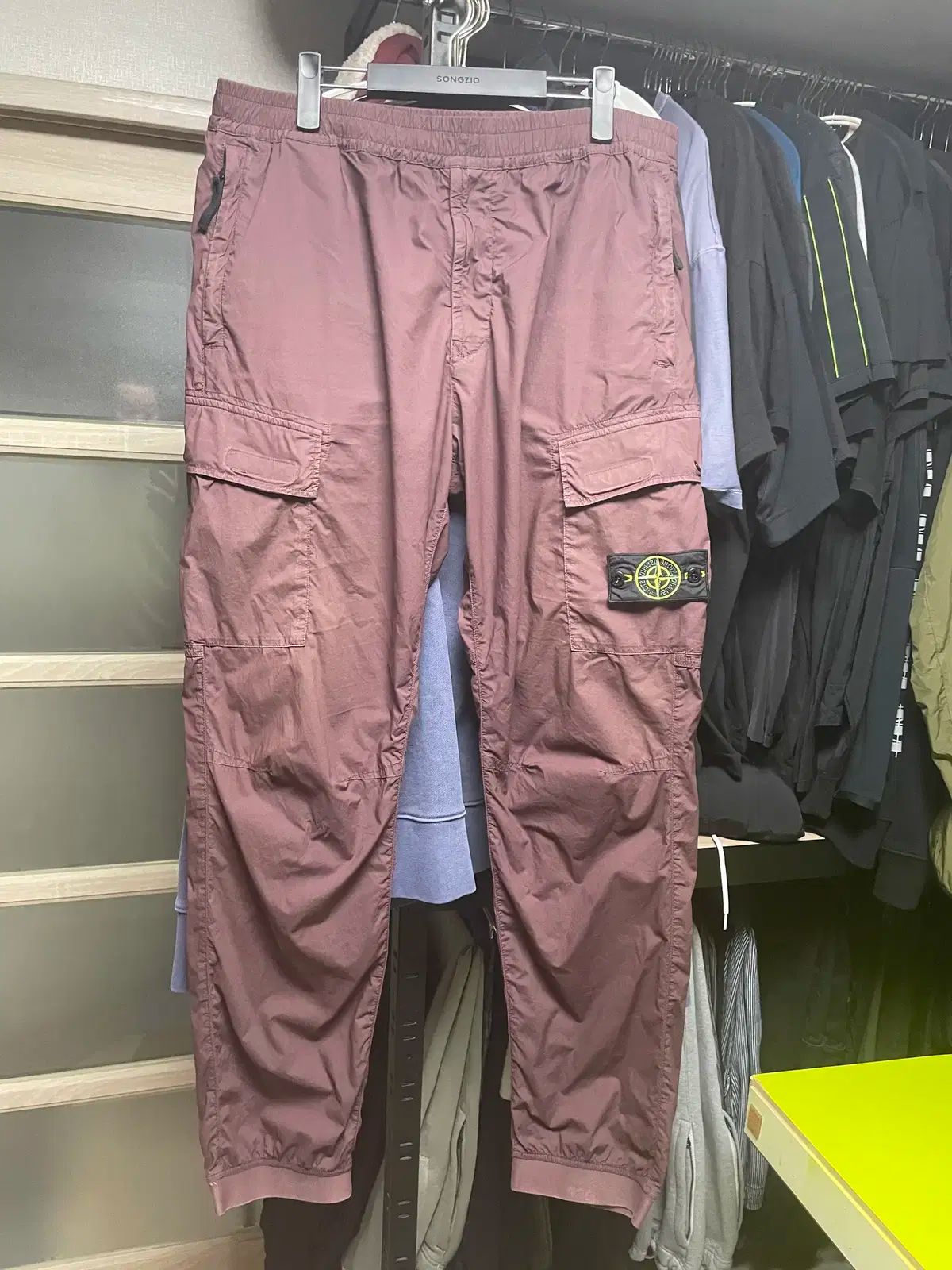 STONE ISLAND ストーンアイランド 31303 カーゴパンツ DARK