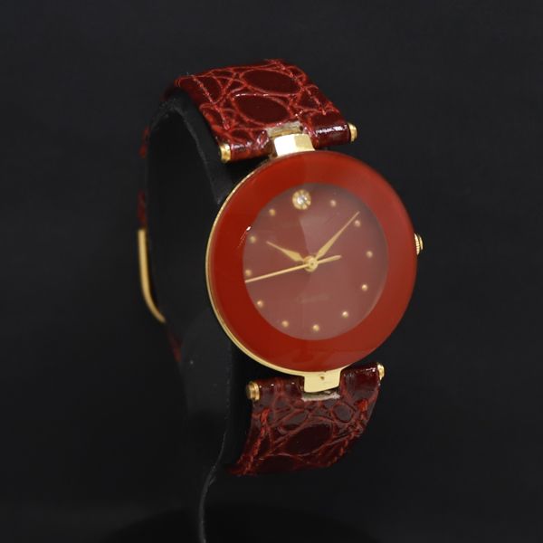 QZ 石付 シルバーストーン 赤文字盤 レディース腕時計 2000000 NSK KRK