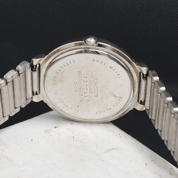 QZ VEGA ジャンクション 6A31-L06945 白文字盤 レディース腕時計