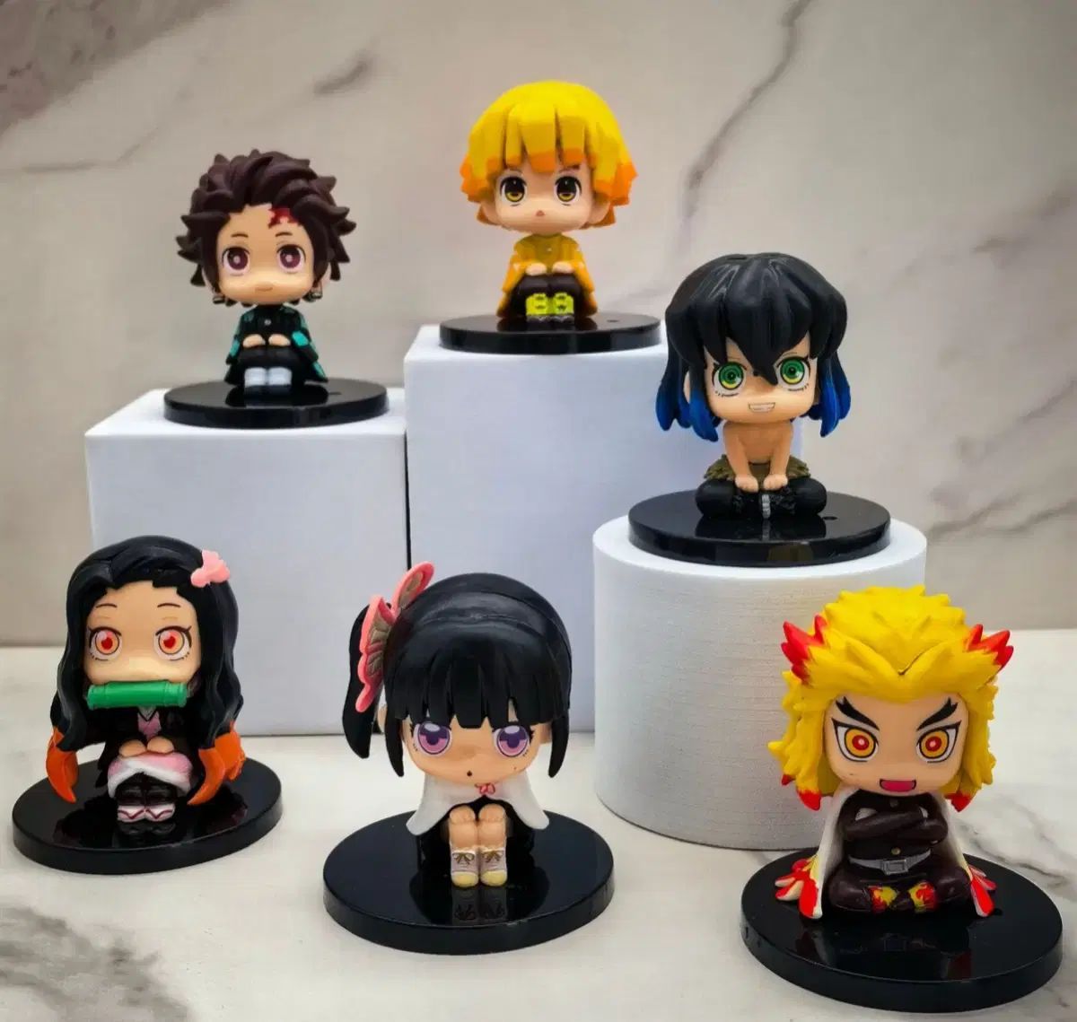 鬼滅の刃 キャラクター ミニフィギュアセット - メルカリ