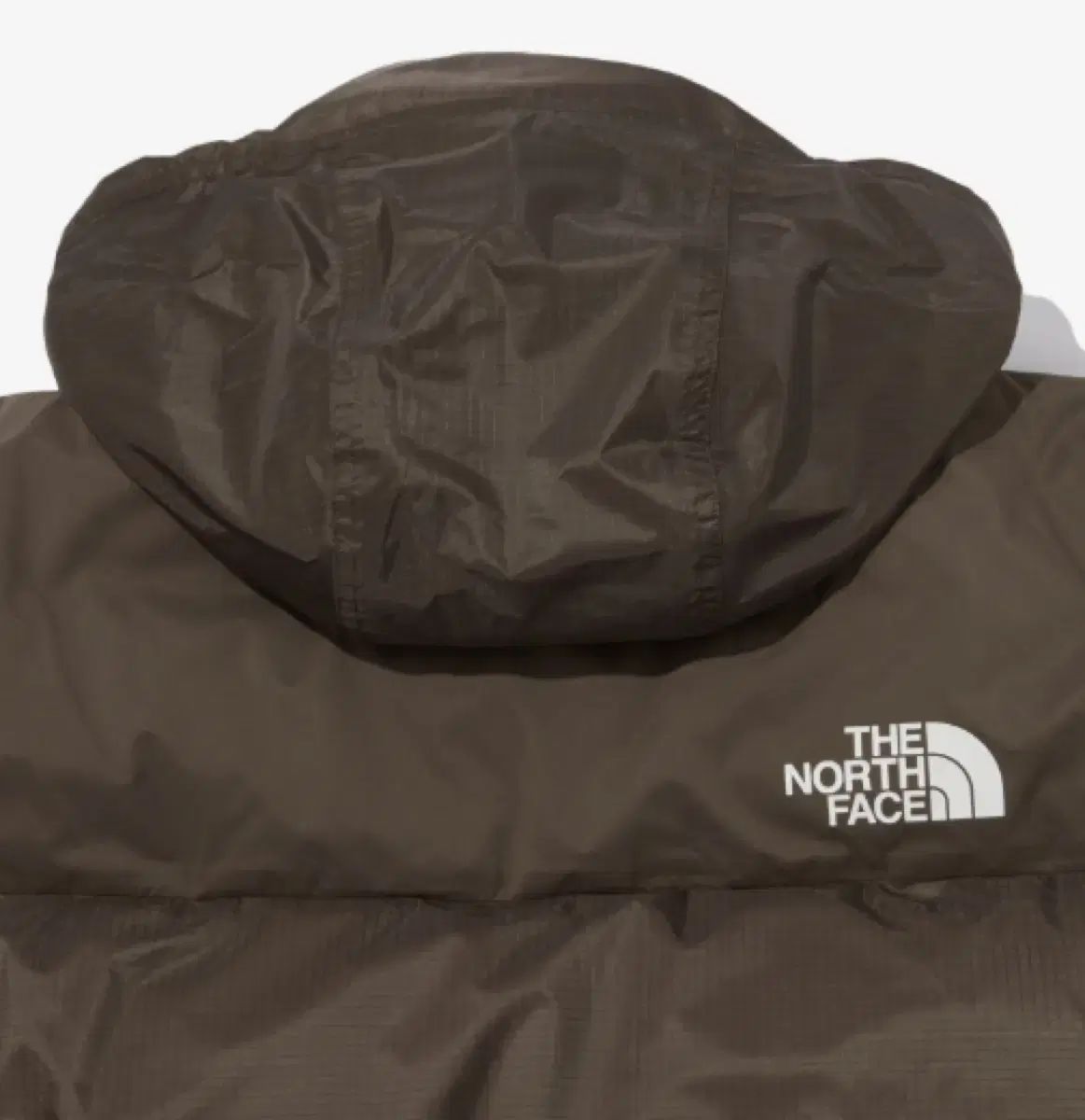 ベージュブラウン