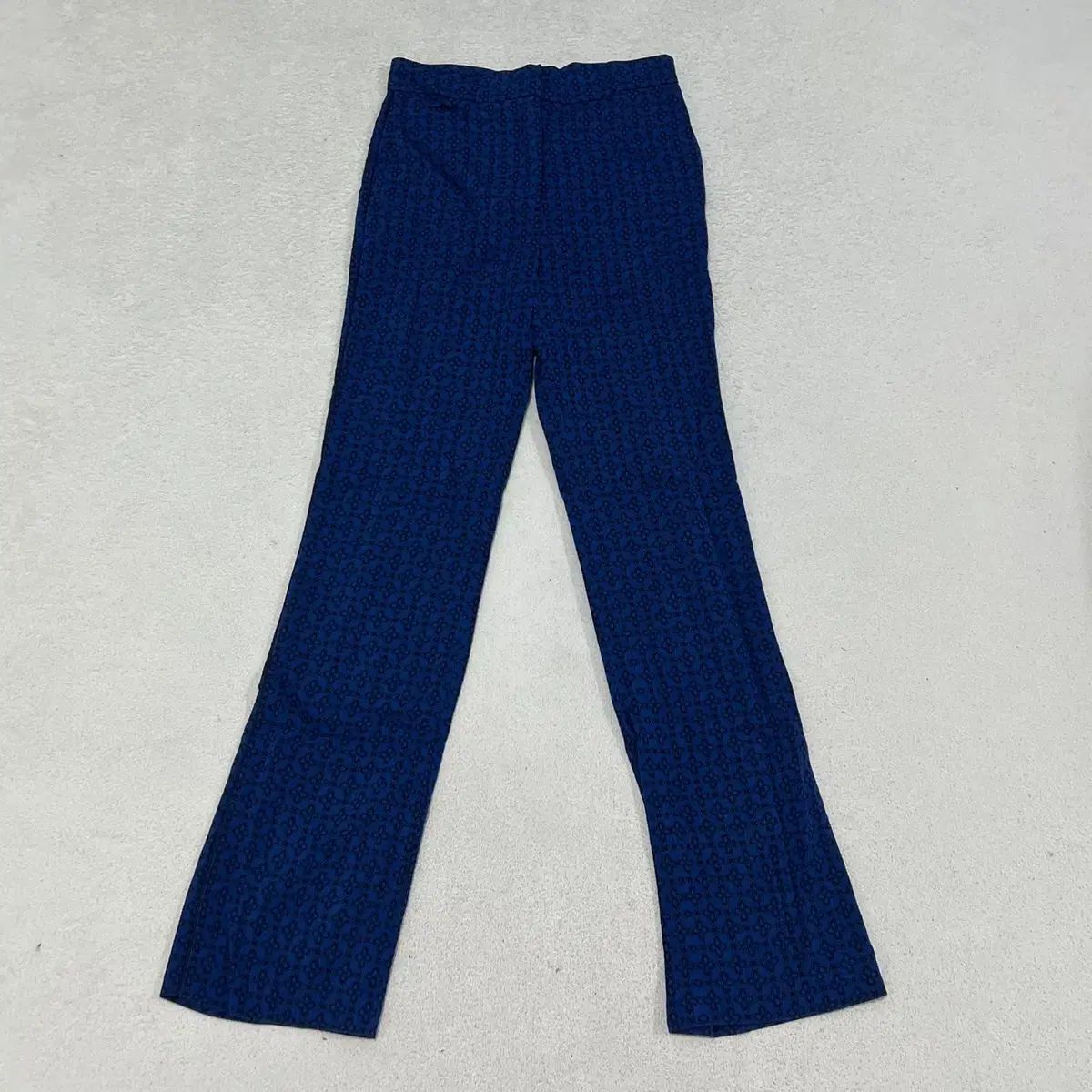 36 サンドロ FLOパール プリント パンツ ブルー 1112