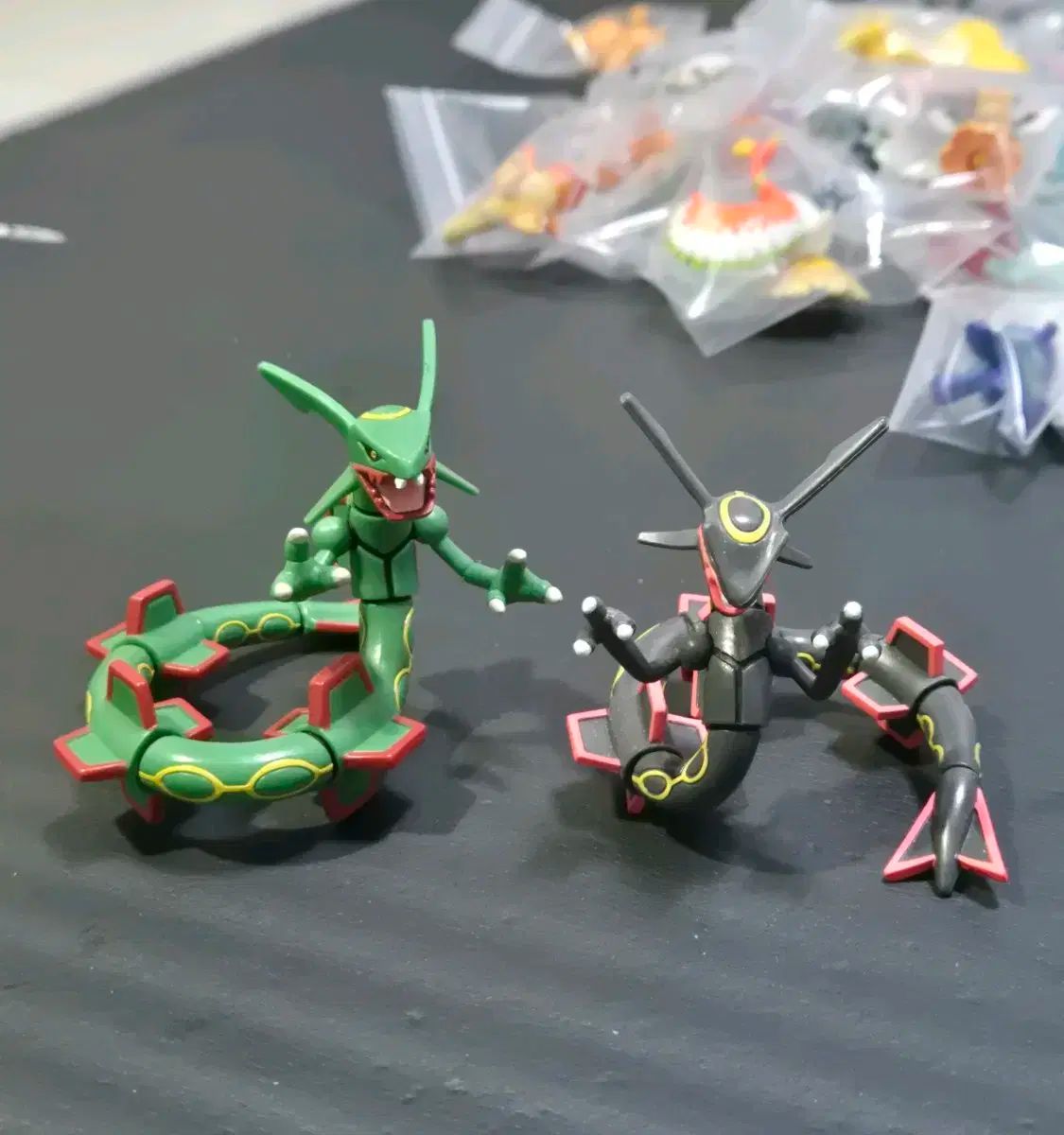 ポケモン フィギュア モンスターコレクション レックウザ 色違い