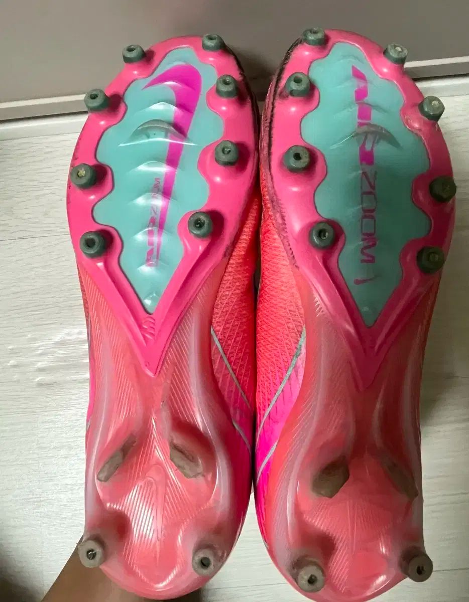 NIKE マーキュリアル ヴェイパー16 エリート AG